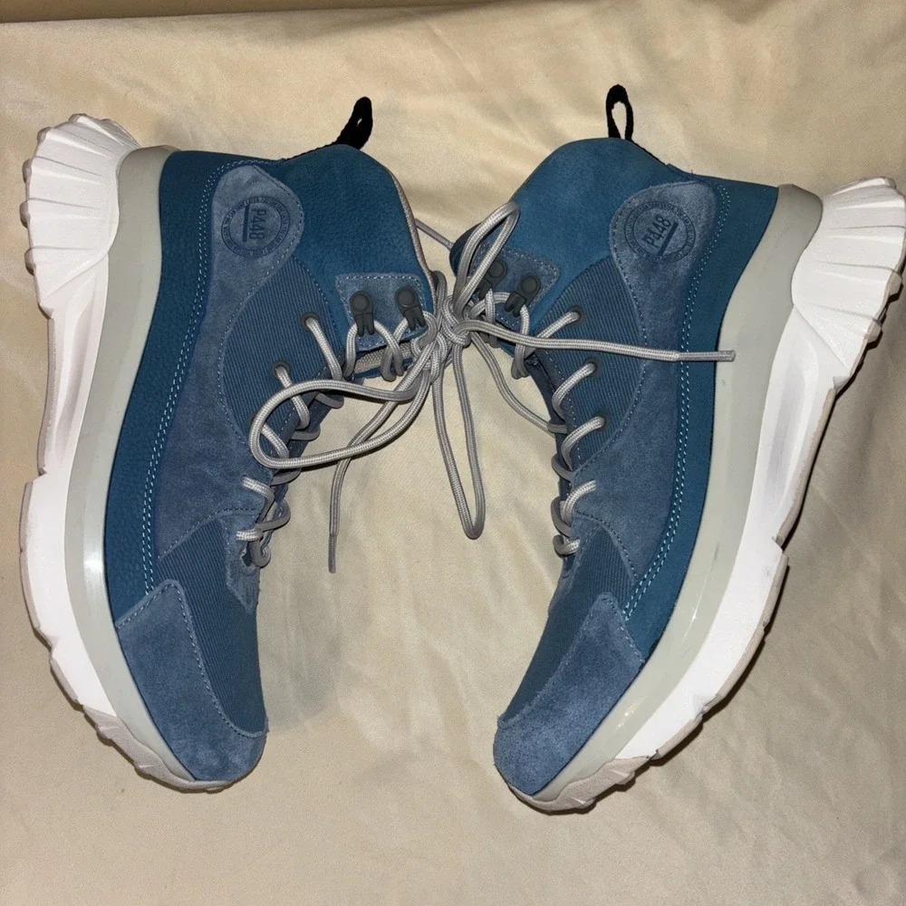New $298 P448 Hi-top Viking Sneakers 41 Men 9 Women 10.5 / 11 Blue Sand Leather